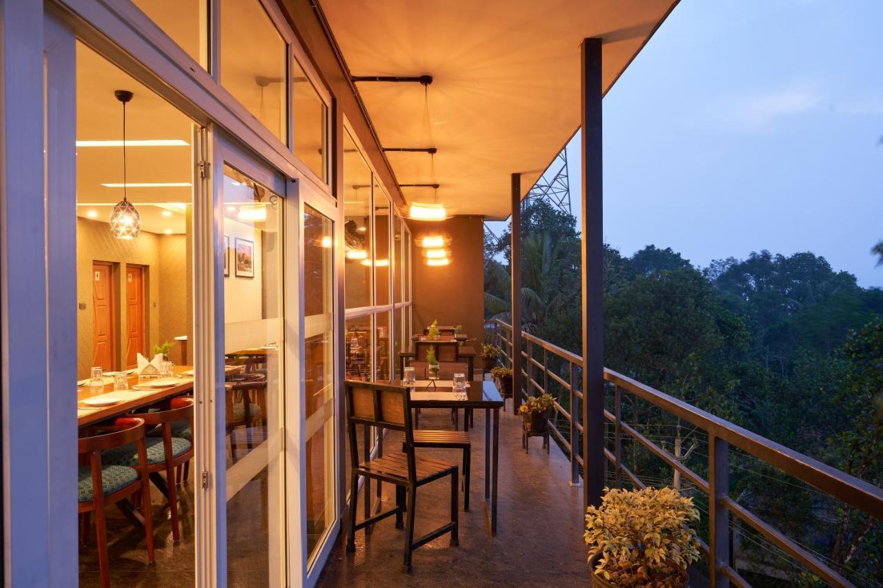 Haze And Kites Resort Munnar Exterior photo