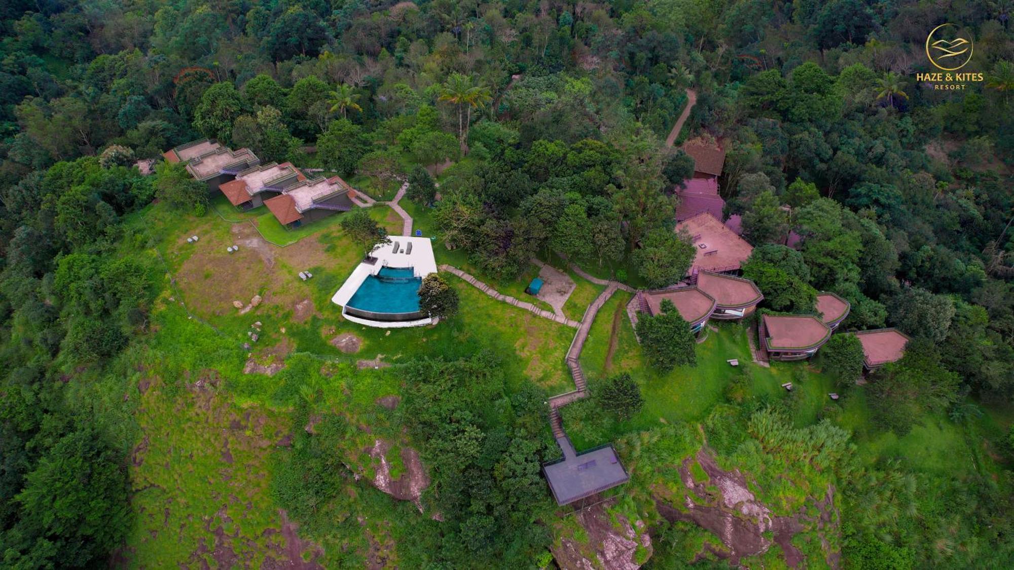 Haze And Kites Resort Munnar Exterior photo